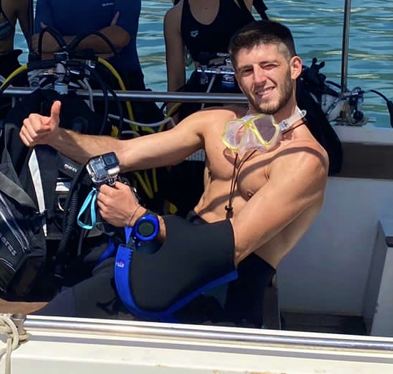 e3bd6810 ef3f 44bd 9a52 a413ef71ba2f